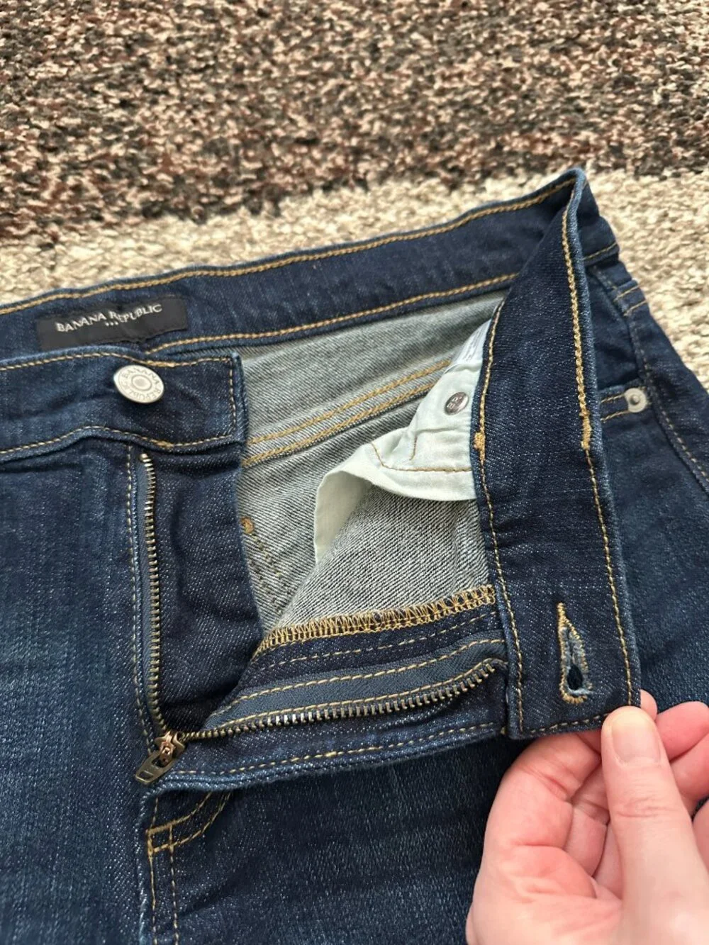 BANANA REPUBLIC (4) Dark Wash Denim Short 3.5
